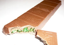 Load image into Gallery viewer, Nestle Peppermint Crisp 35g (Aus) - The South African Spaza Shop
